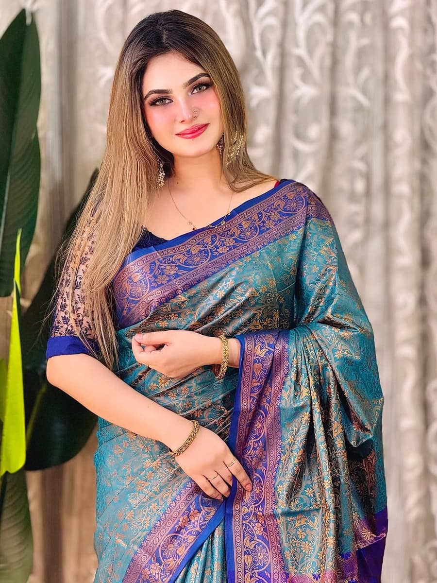 kanchi katan se green saree combo — image 3